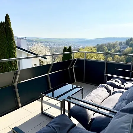 Apartamento 3 Bedroom Kostenloser Parkplatz, Wlan, Balkon